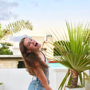 Meet your Posher, Molly